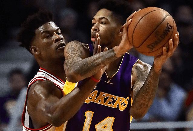 焦点大战:NBA2K上演巅峰碰撞 焦点大战:NBA2K上演巅峰碰撞